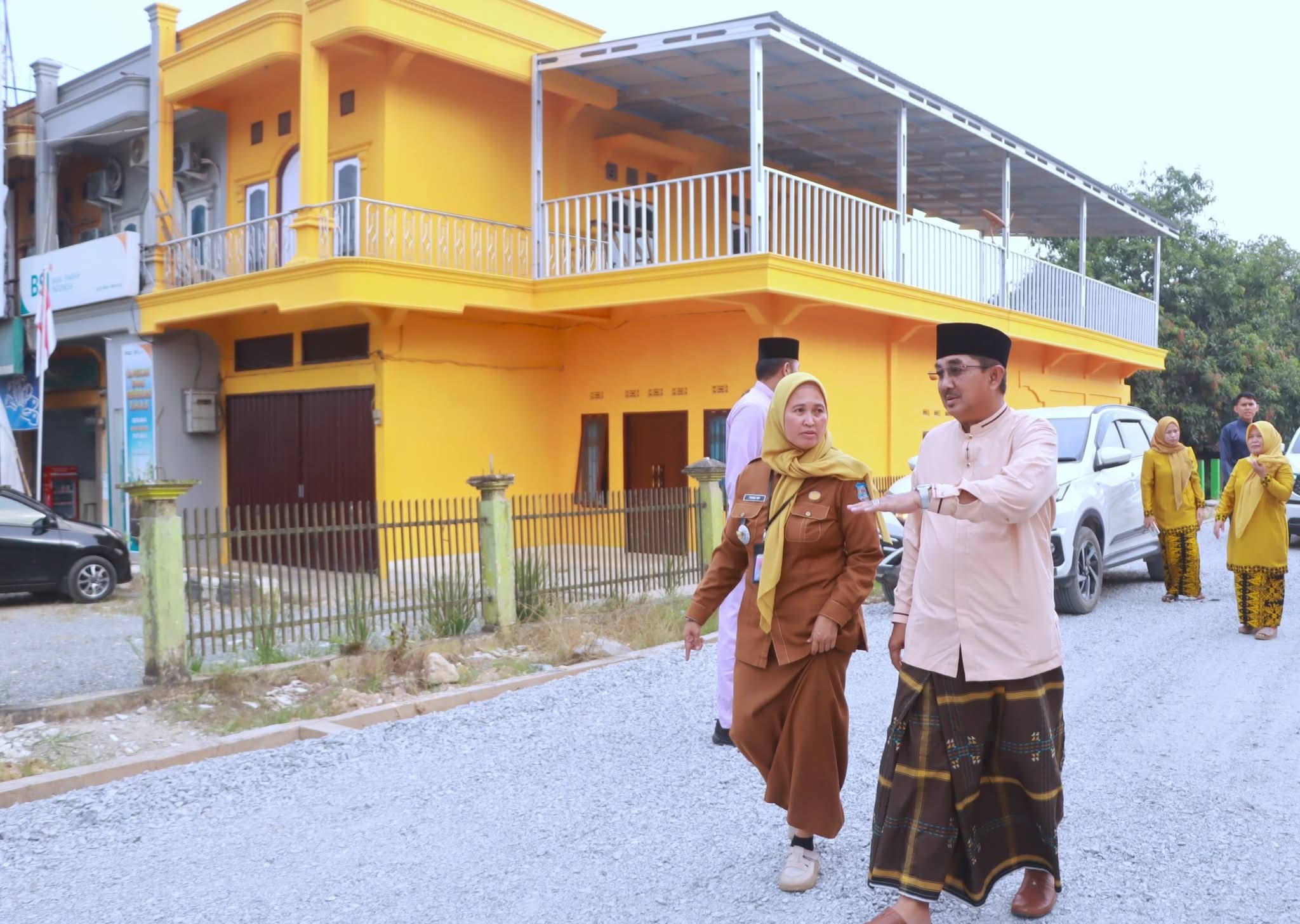 Bupati Minta Camat dan Warga Monitor Pekerjaan Jalur II Merlung Agar Lebih Optimal