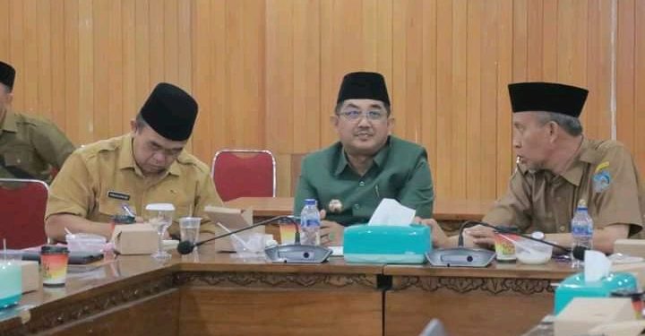 Rakor Pengendalian Inflasi Daerah, Bupati UAS: Kita Harus Bekerja Sama Untuk Menjaga Harga Pangan