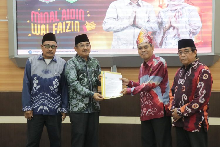 Bupati Tanjung Jabung Barat Gelar Halal Bihalal Bersama Kerukunan Bubuhan Banjar